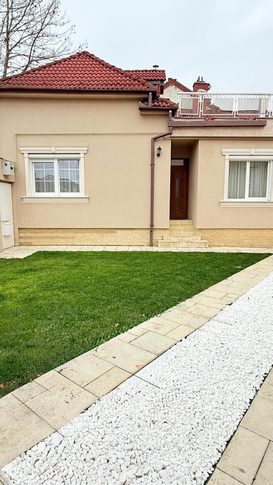 Ava House