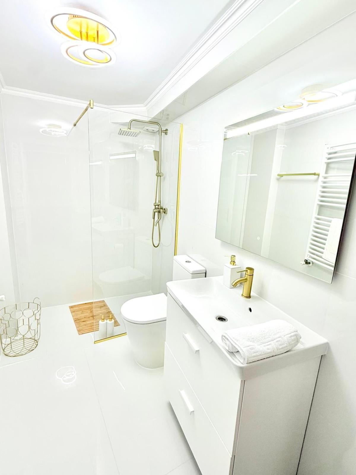 Villa Ava House *